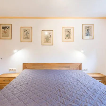 Haus Sterntaucher, 02 アパート