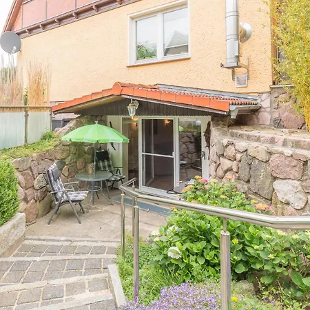 Haus Sterntaucher, 02